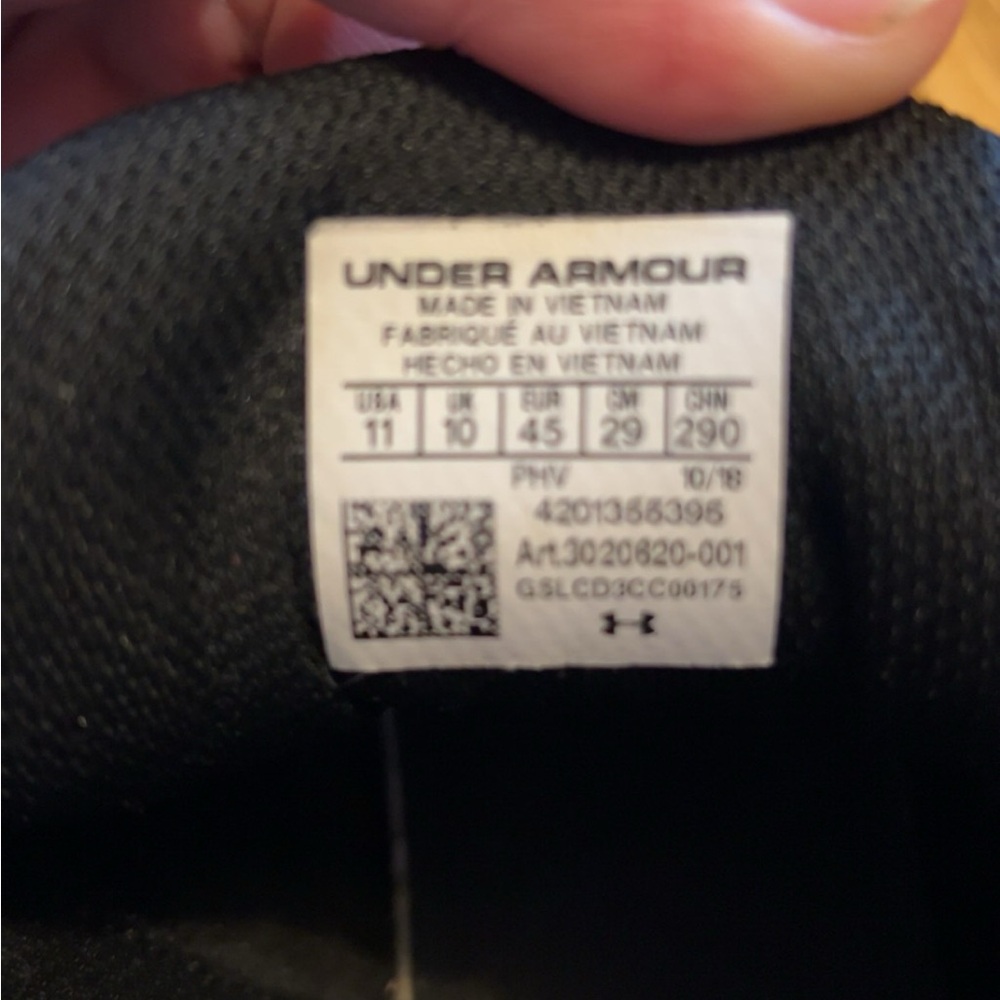 Under Armour Black Athletic Shoes for Performance